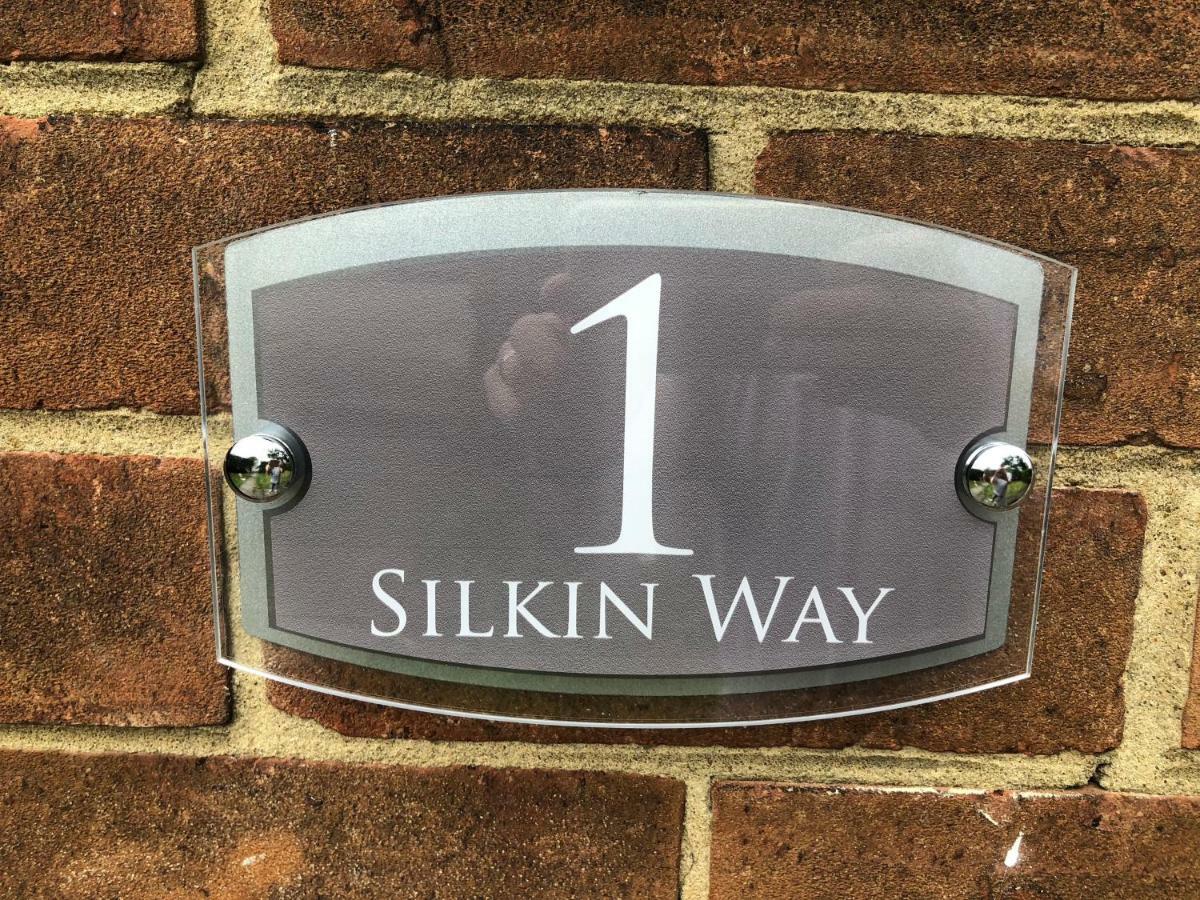 1 Silkin Serviced Accommodation Newton Aycliffe Exteriör bild